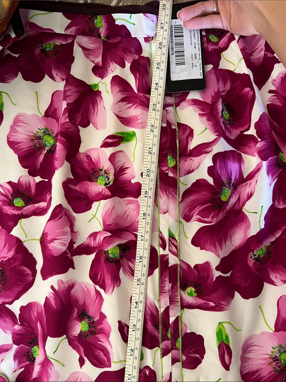 Dolce & Gabbana floral Midi Skirt with Fuchsia Floral Print - Picture 11 of 11